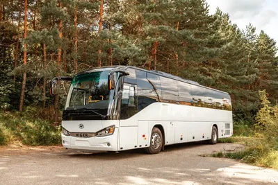 В Луцке показали школьный автобус \"Богдан\" в обновленном дизайне (фото) —  Центр транспортних стратегій