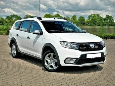 Универсал Dacia Logan нового поколения впервые заметили на тестах. Фото ::  Autonews