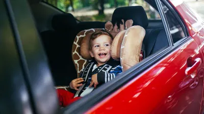 За и против: стоит ли покупать автомобиль семье с детьми
