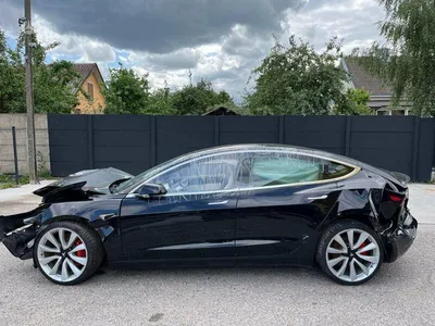 Этот автомобиль Tesla ждали несколько лет. Первое фото обновлённого Tesla  Model 3