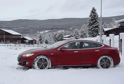 Tesla Model S - преимущества и недостатки | loki-tesla.com