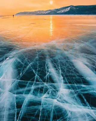 Поверхности На Льду Озера Байкал — стоковые фотографии и другие картинки  Лёд - Лёд, Озеро Байкал, Озеро - iStock