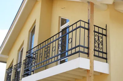 Кованые балконы заказать — кованый балкон в частный дом Ограждения с  элементами ковки