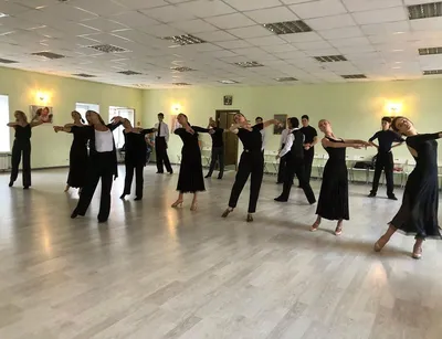 Бальные танцы для детей в Харькове в школе бального танца Фантом