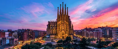 Барселона город в котором стоит побывать.