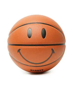 Баскетбольное Кольцо И Мяч На Баскетбольной Площадке — стоковые фотографии  и другие картинки Баскетбол - iStock