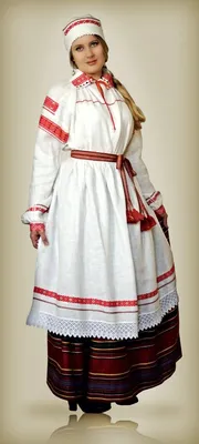 Каким был белорусский народный костюм более века назад