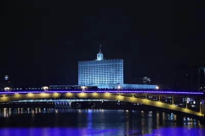 Дом правительства в Москве. Где находится. Белый дом в Москве. Фото Дома  правительства. Дом правительства на карте Москвы. Дом правительства  Российской федерации. Что посмотреть в Москве. Адрес. Реферат. Картинка.  Фотография показать на