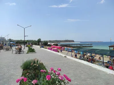 Пляжи Большой Феодосии от гарнизона Приморский до Коктебеля и Лисьей бухты  | Крымский Туристический Навигатор