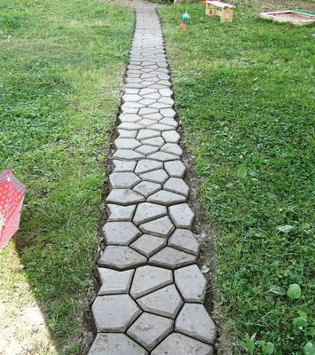Обстройство дорожек из бетонных плит - Стройград