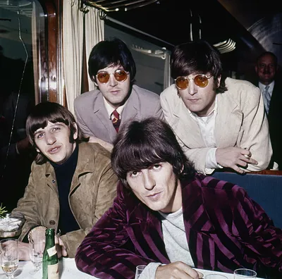 When the Beatles Arrived in America, Reporters Ignored the Music and  Obsessed Over Hair | History| Smithsonian Magazine