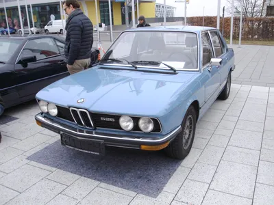 File:BMW 525 (3538948081).jpg - Wikipedia