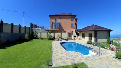 Большой дом в с бассейном в испанском стиле, недалеко от Барселоны | Top  House Realty