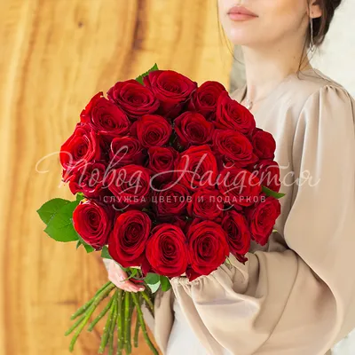 101 бордовые розы, артикул F1232135 - 19999 рублей, доставка по городу.  Flawery - доставка цветов в Москве