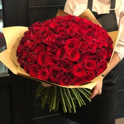 133 бордовые розы 50 см в букете - Доставкой цветов в Москве! 66747  товаров! Цены от 487 руб. Цветы Тут