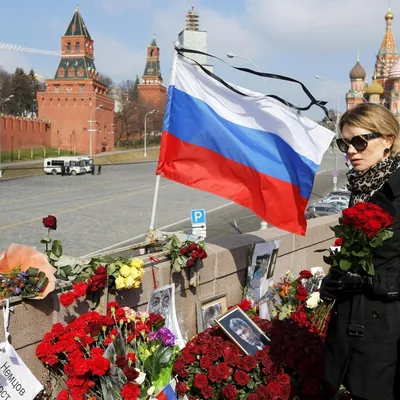 Мемориал на месте убийства Бориса Немцова опять нужно восстанавливать