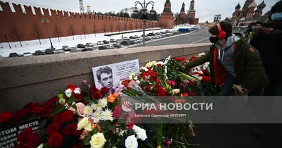 В годовщину убийства Немцова проходят акции в его память – DW – 27.02.2021