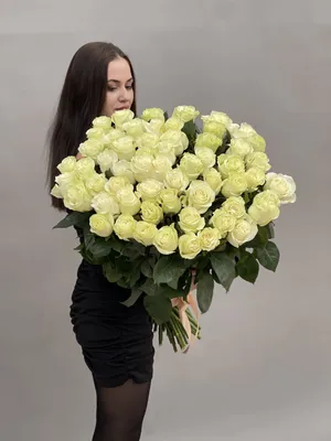 Купить Авторский букет из 31 белых роз - в г. Астана