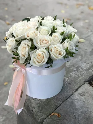 Букет из 11 белых роз \"Ваша светлость\", артикул: 200274 в интернет магазине  EnjoyFlowers.ru ❀ с доставкой по Москве