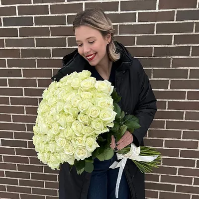 Букет из 9 белых роз купить с доставкой в Томске