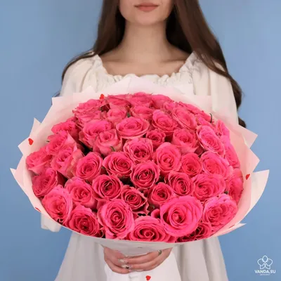 Заказать розы на дом с бесплатной доставкой 24/7 в Москве