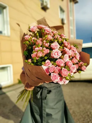 Розы купить в Казани недорого - заказать букет роз с доставкой на дом  дешево | Интернет-магазин цветов Клевер