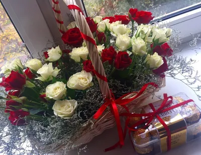 Пионовидные РОЗЫ в коробке | Розы, Цветочные букеты, Свежие цветы