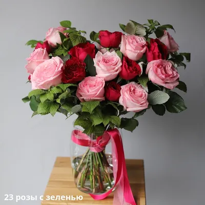 Яркий букет роз © Цветы60.рф