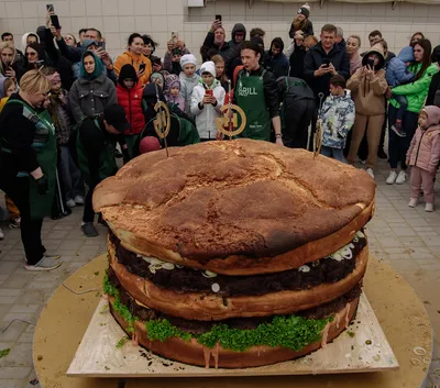 🍔 Бургер \"Пабло Эскобар\" из стрит-фуда Ананасовый Экспресс ® – фото, вес,  цена