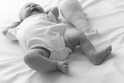 Черно-белые картинки для новорожденных, 20 карт, 0+ купить в Чите Методики  раннего развития в интернет-магазине Чита.дети (9518303)