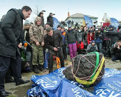 Челябинский метеорит учинил новые разрушения при подъеме со дна озера — РБК