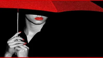 Красные губы в черно-белом, молодая женщина очарования стильная красивая  Стоковое Фото - изображение насчитывающей шик, перла: 92511942