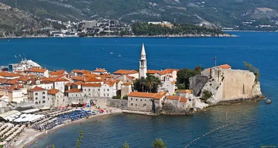 Картинки Черногория Курорты Sveti Stefan Города