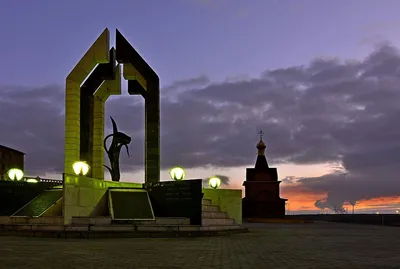 Памятник, павшим в боях в Афганистане «Чёрный тюльпан» в Норильске