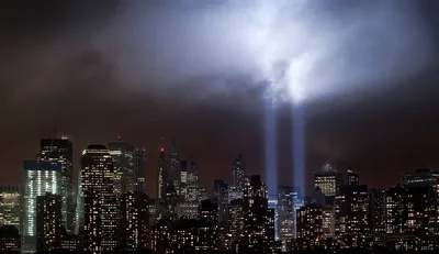 С вершины горы обломков нам передают тело. Руки нет, головы тоже нет...»:  Как я работал спасателем-добровольцем в Нью-Йорке во время трагедии 11  сентября 2001 года - KP.RU