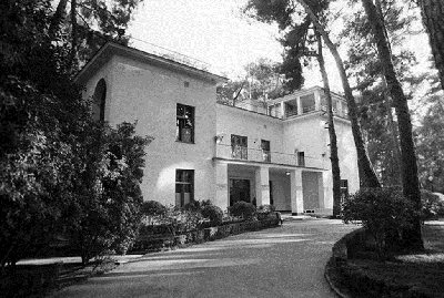 Сенсация: Резиденции Н.С.Хрущева. Часть 6. П. 6. Дача Н. Хрущева в Пицунде  в Абхазии.