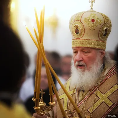 Патриарх Кирилл поздравил наместника Высоцкого монастыря с юбилеем