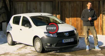Dacia Sandero with manual gearbox | LowCostCars