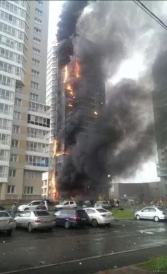 В Красноярске загорелся многоквартирный дом — РБК