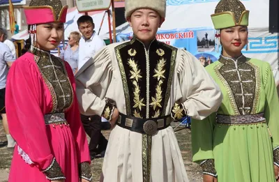 Наряды, Украшения, Традиции народов России - Кумыкский женский национальный  костюм в этно-стиле Дагестан | Facebook