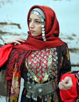 Дагестанский национальный костюм - презентация онлайн