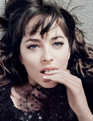 Скачать Dakota Johnson Wallpapers HD APK для Android