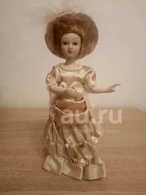 Фарфоровая кукла \"Дамы эпохи\" №13 — купить в Москве. Куклы на  интернет-аукционе Au.ru