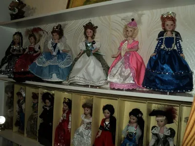 Фарфоровая кукла \"Дамы эпохи\" №26 — купить в Москве. Куклы на  интернет-аукционе Au.ru