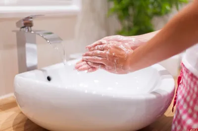 Фото гигиены: руки и мыло