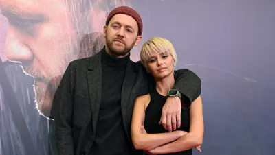 Денис Шведов с женой впервые за долгое время вместе вышли в свет - Вокруг  ТВ.