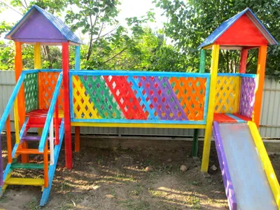 Детские площадки своими руками (86 фото) - как сделать для дачи и детского  сада из дерева, металла, подручных материалов