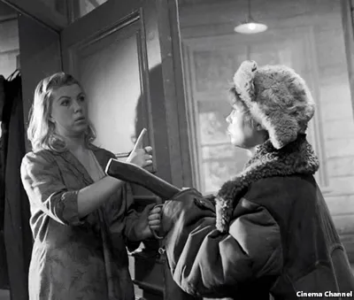 Во время съемок «Девчат» женщины из окрестных деревень съезжались  посмотреть на Рыбникова - KP.RU