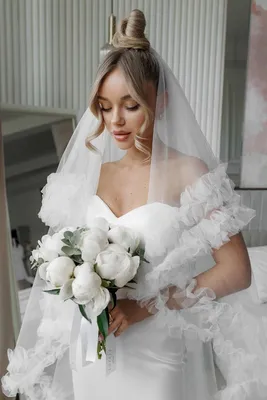 девушка в свадебном платье эстетика фата | Fashion, Wedding dress, Wedding