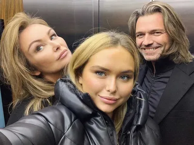 Дмитрий Маликов показал редкое фото жены и дочери: «Мои девочки!» | WMJ.ru